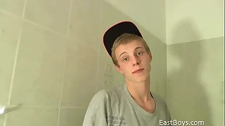 Blond Twink - Casting